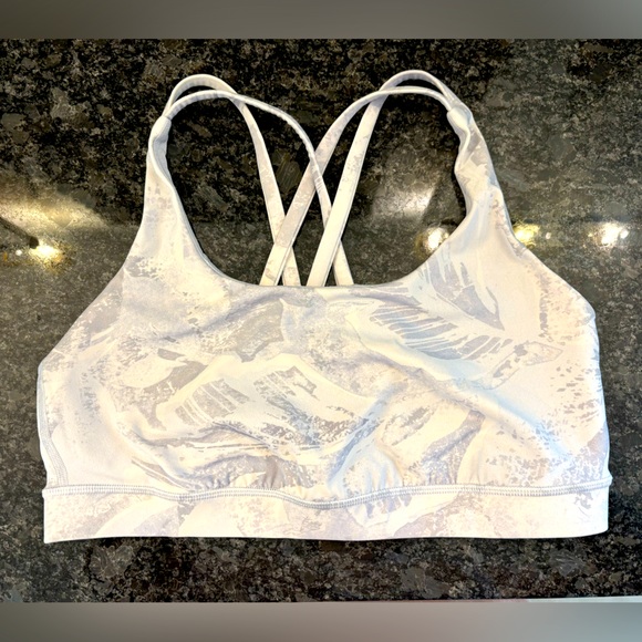 Lululemon strappy back bra - Picture 1 of 3